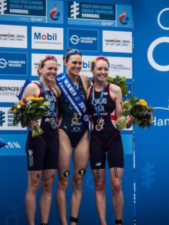 Triathletes Starykowicz and Stanford back on the race podium